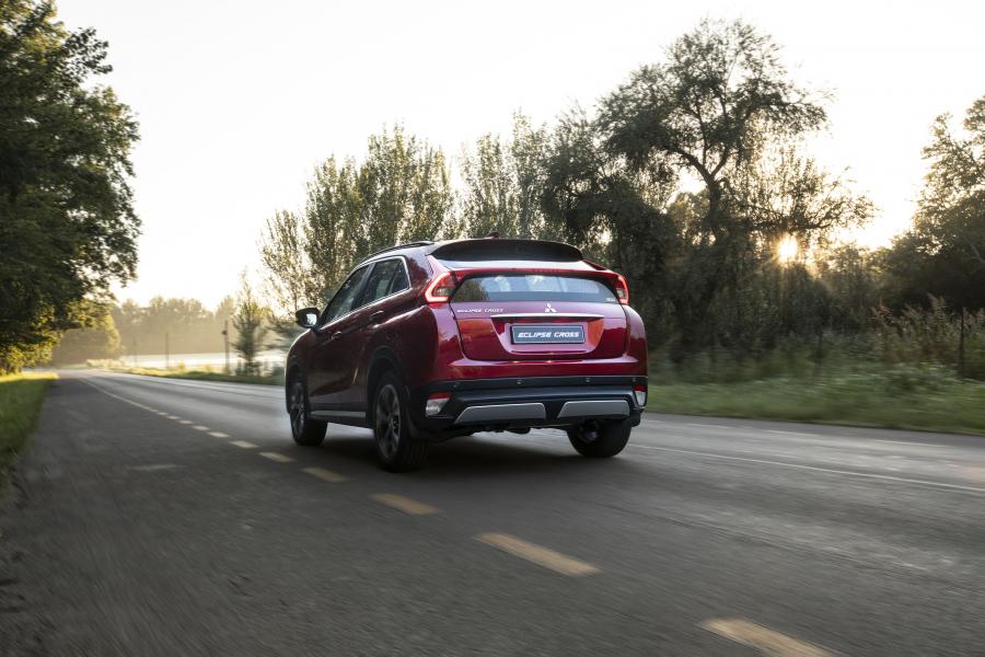  Mitsubishi Eclipse Cross 2019 года  (ZA) (фото 30 из 32)